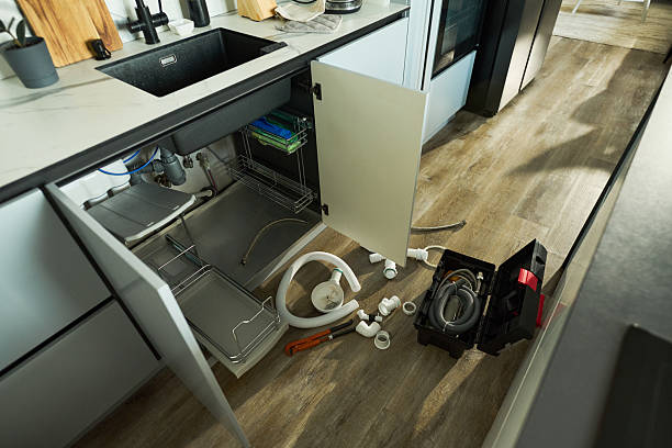 Reliable Plumbing contractor in Ferguson, MO by Street Wise - Plumbing